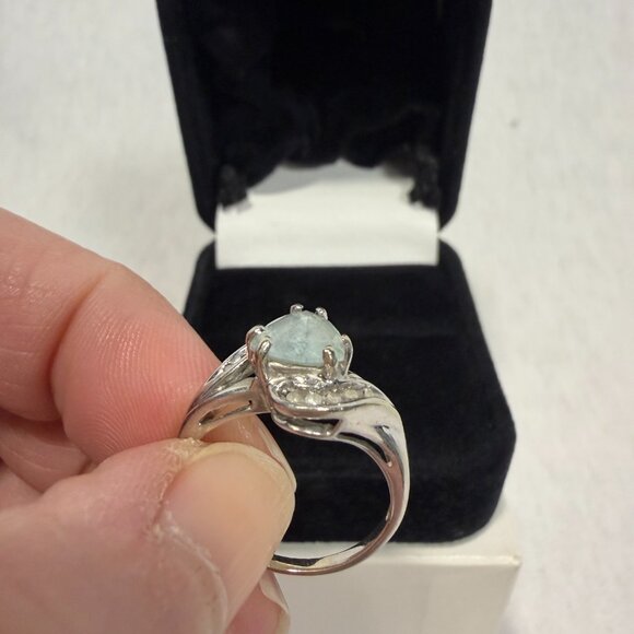 Aquamarine Ring size 8 1/2. Sterling Silver - Picture 7 of 12